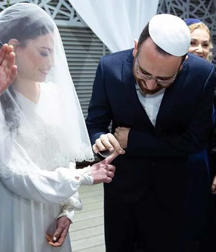זוג ביום החתונה