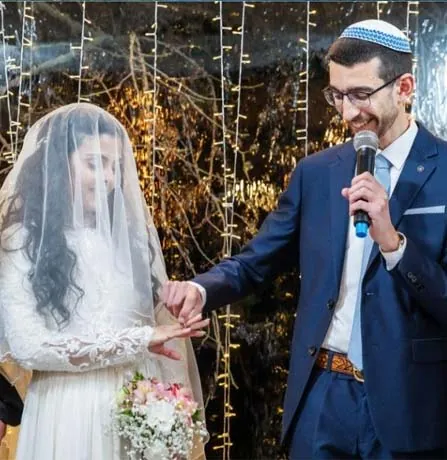 זוג בחופה
